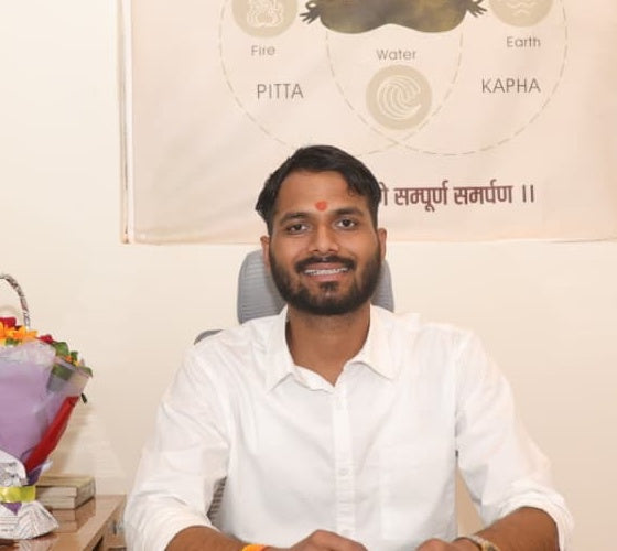 Dr. Paras Leve - AYUSH CRAV Expert